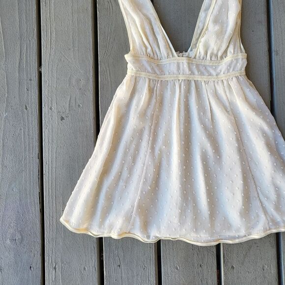 NBD Isaac Mini Dress Plunge Neck Swiss Dot Sleeveless Fit & Flare Cream Size XS - Picture 6 of 9